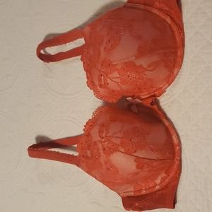 Victoria's Secret Coral Embelished Lightly Lined Lace Bra, Size 40C